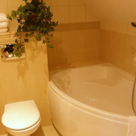 Belfer Hotel 2*